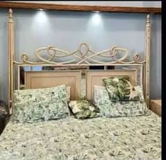 Chen One designer Bed Set