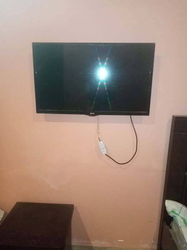 LG LED for sale 0