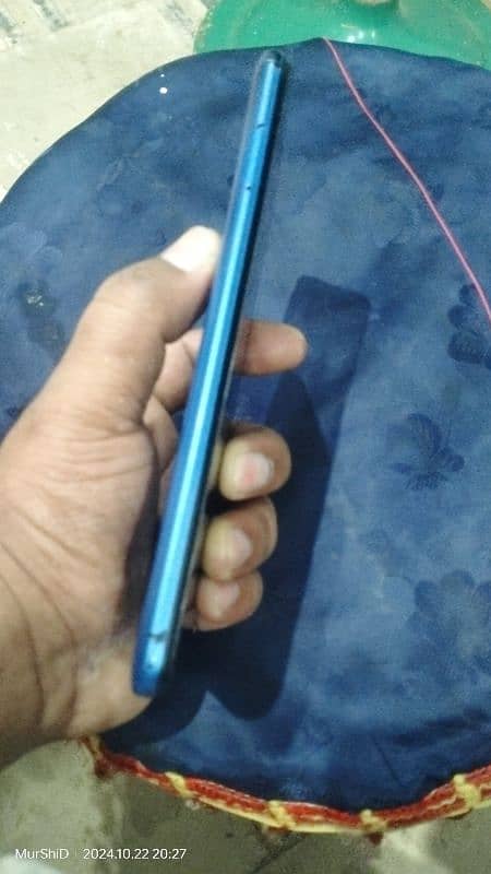 Urgent Sell Infinix hot 10 play 4