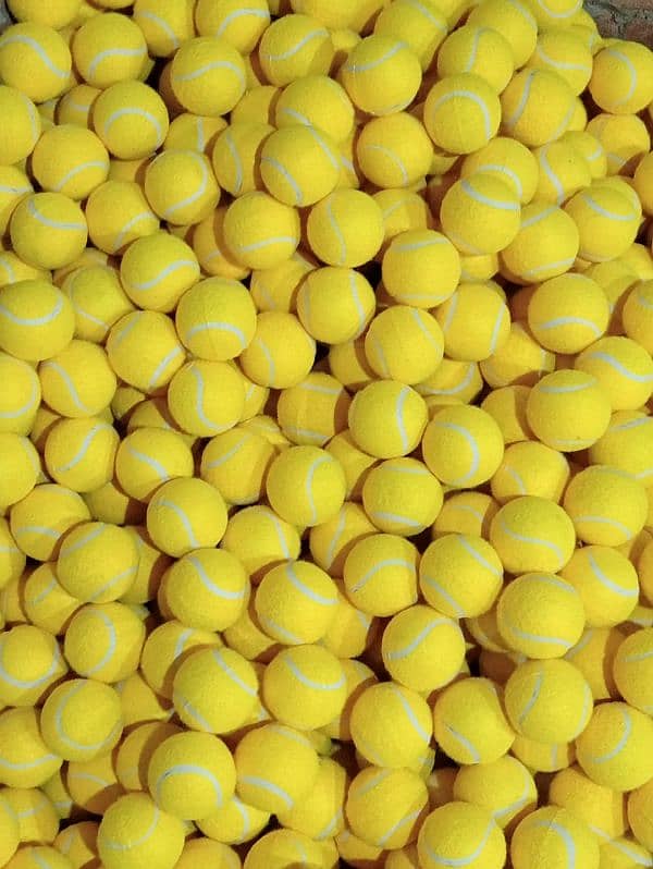 I am sell premium quality tennis ball and bat grip 1