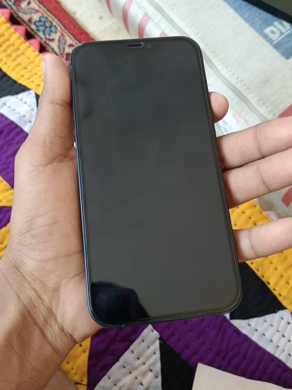 iPhone 12  for Sale – Excellent Condition 5