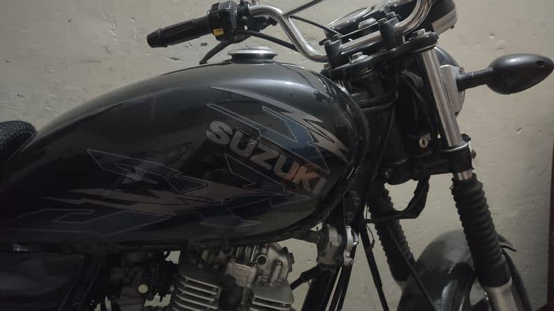 Suzuki 150 gs 5