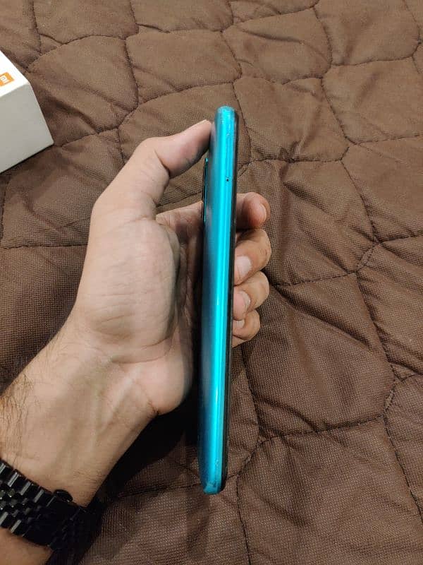 Redmi 9t 6 gb ram  128 gb rom 7