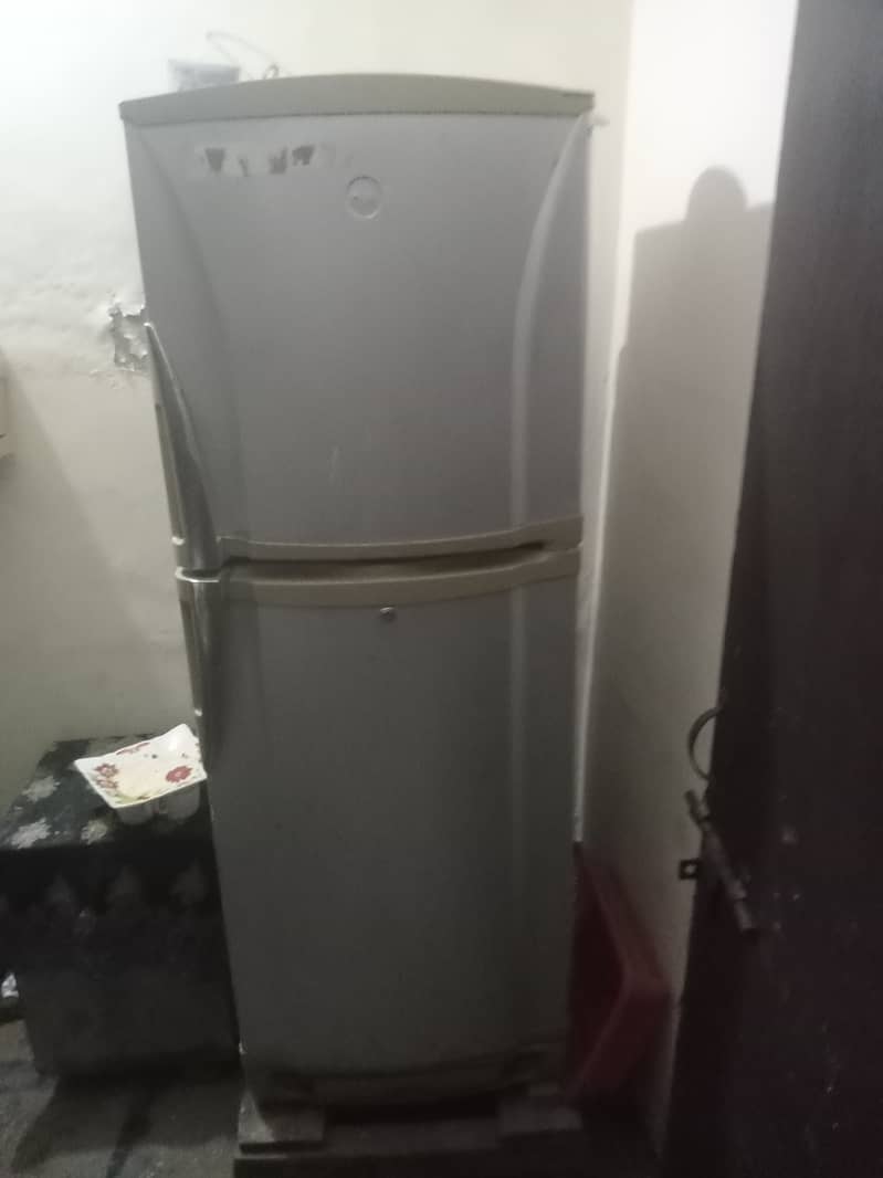 Refrigerator 0