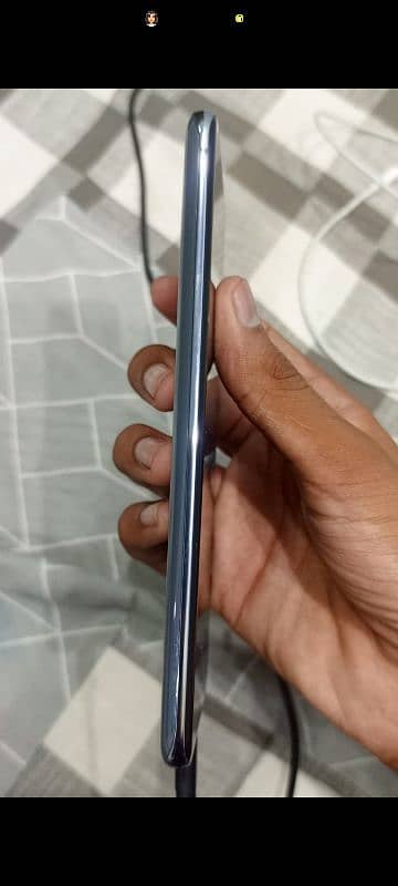 samsung s20+ au 5g non pta 1