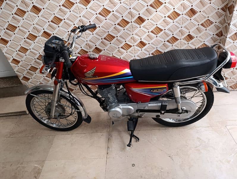 Honda CG125 2010 Rawalpindi register 17