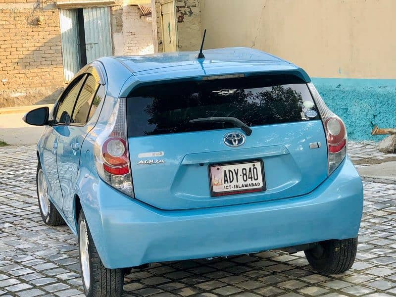 Toyota Aqua 2013 reg 2017 6