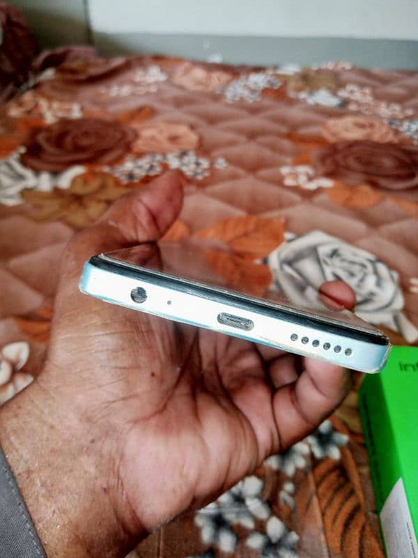 Infinix smart 8 pro 8/ 128. . 0321//24//57//510 6