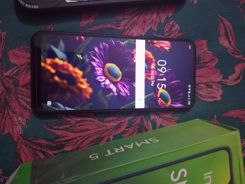 Infinix smart 5 like new lush condition with box charger 4