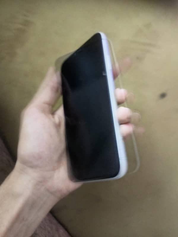 iphone xr non pta 4