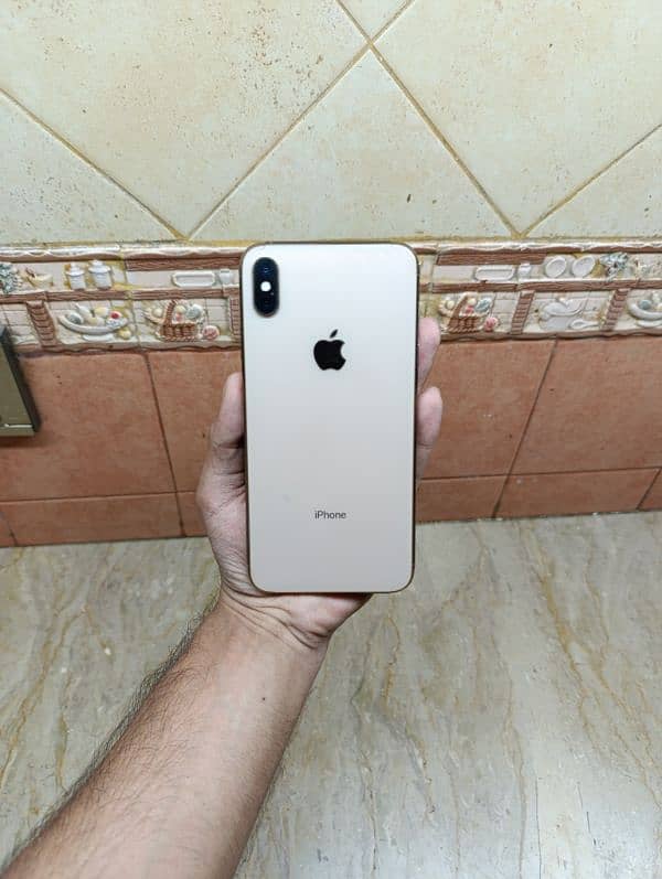 iPhone XsMax Pta Approved 256GB 9