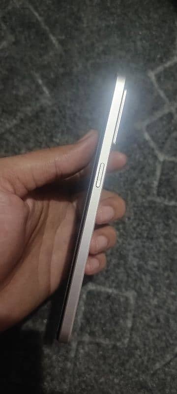 Oppo f21 pro 8