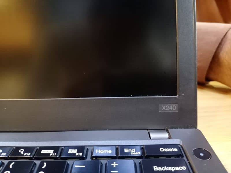 Thinkpad Corei5 4th Gen X240 Laptop 4