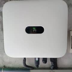 Huawei 5 kW On grid solar inverter. 0