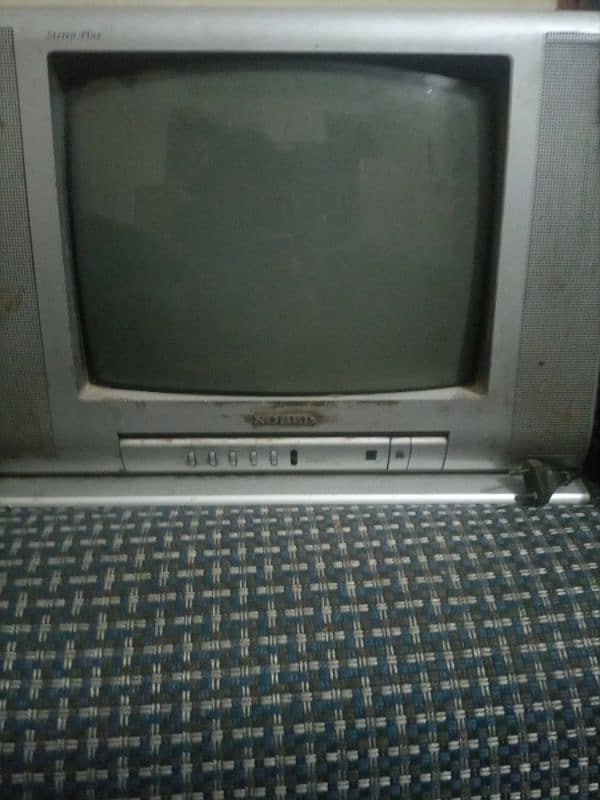 good condition TV for Noble 1