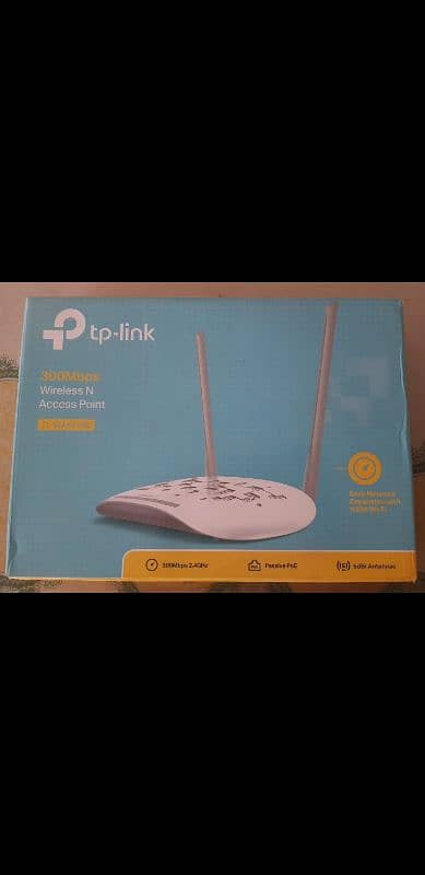 TP-LINK TL-WA801ND Wireless N Access Point 0