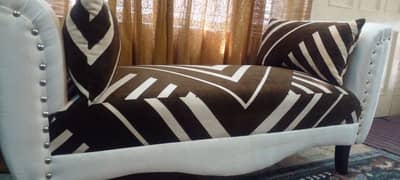 Very beautiful heavy comfortable Molty foam dewan03335138001