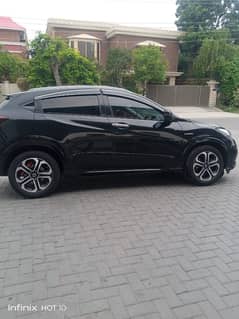 Honda Vezel 2015