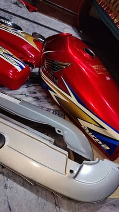 Honda 125 (20) Genuine Tanki Tappay