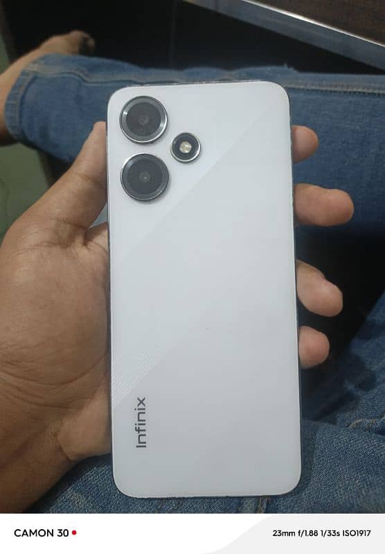 Infinix hot 30 play 1