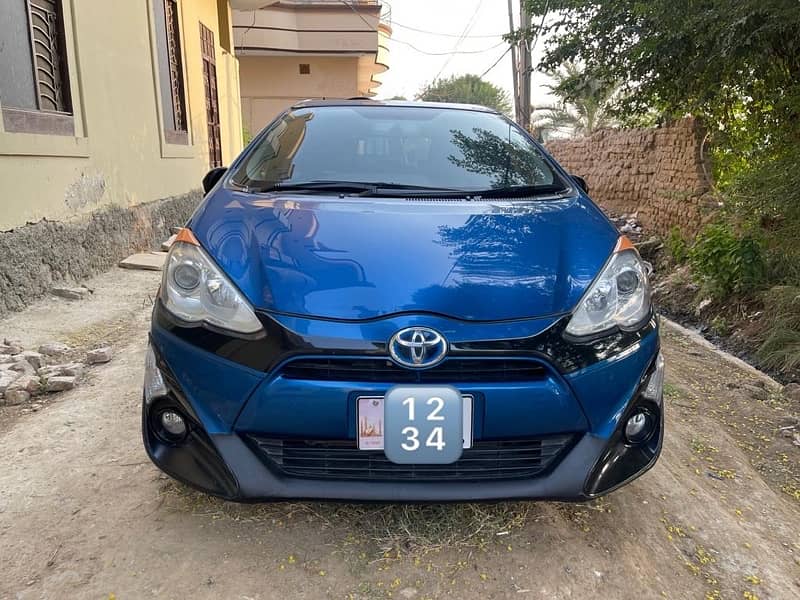 Toyota Aqua 2015 Push Start 6