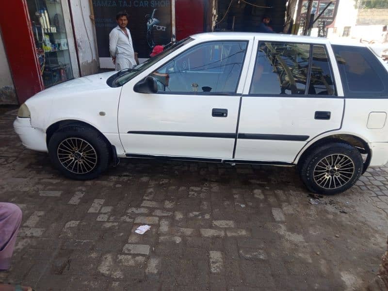 Suzuki Cultus VXR 2013 11