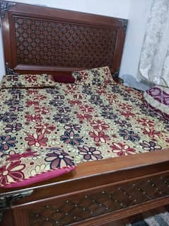 bed dressing with side table's