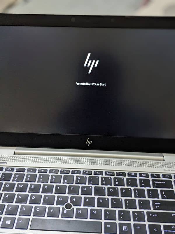 HP ELTE BOOK G6 (TOUCH SCREEN) 4