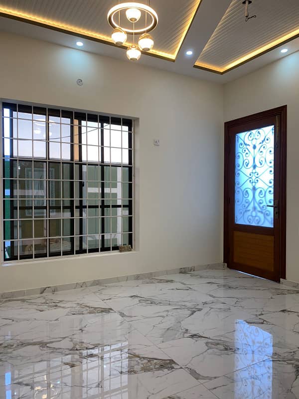 9 Marla Luxury Mansion Dream House for sale in Gulberg City, Sargodha 14