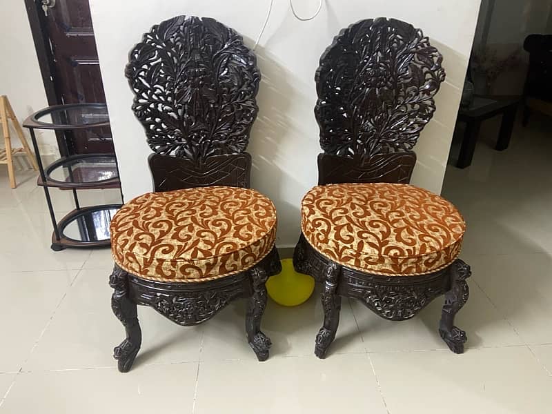 chinioti wooden chairs 0