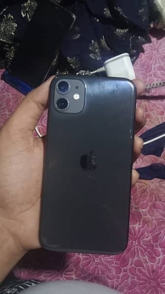 I phone 11 64 gb 0