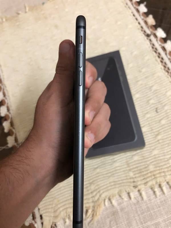 iPhone 8 Plus non pta with original box 4