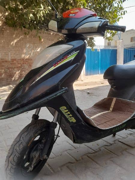 electric scooty bike with lithium battery 10