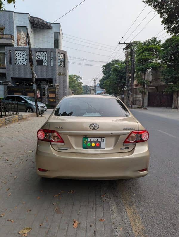 Toyota Corolla Altis SR 2013 1