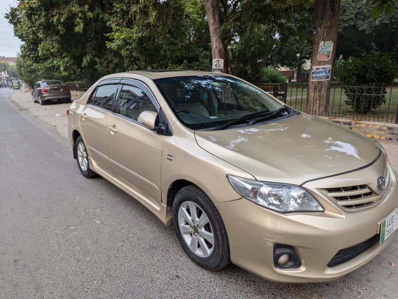 Toyota Corolla Altis SR 2013 2