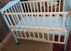 baby cot