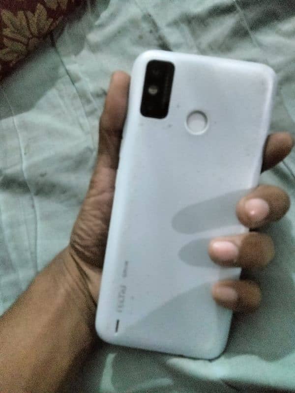 Tecno spark 6 go 1