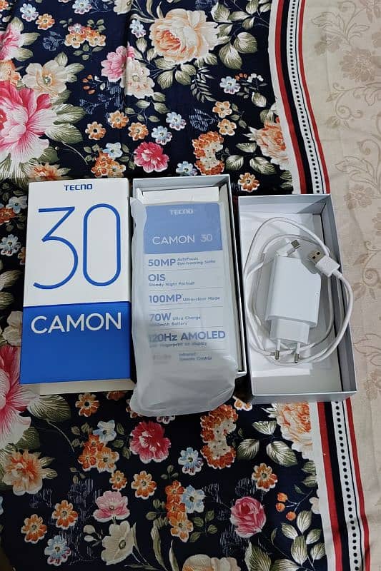 techno camon 30  16 . . 256 GB slightly 10 to 15 day use 2