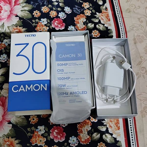 techno camon 30  16 . . 256 GB slightly 10 to 15 day use 3