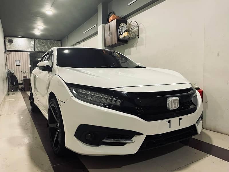 Honda Civic VTi Oriel Prosmatec 2020 1