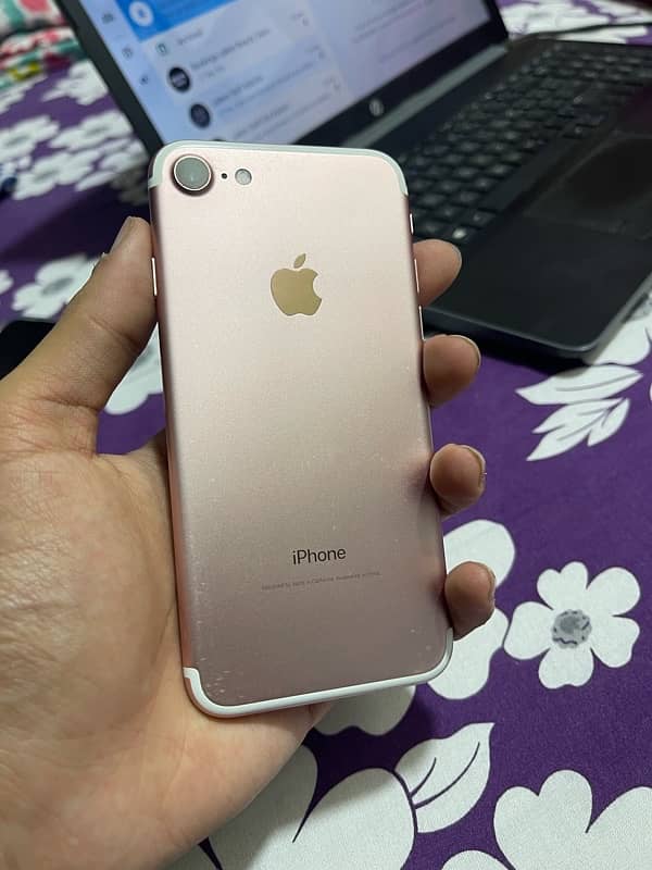 Iphone 7 128 PTA 2