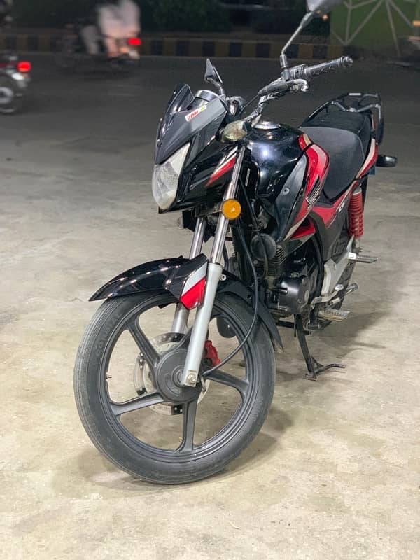 Honda CB 150 F 3