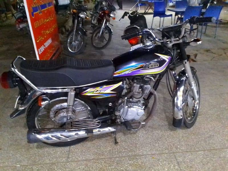 hi speed 125, 7000 km run only first owner  new condition 11000 final 9