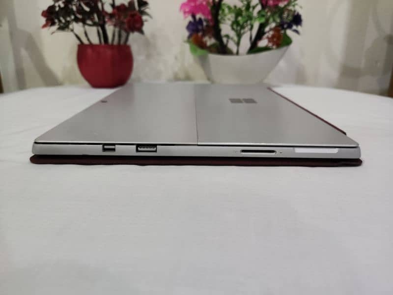 Surface Pro 5 - i5 7th Gen 2