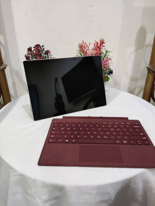 Surface Pro 5 - i5 7th Gen 6