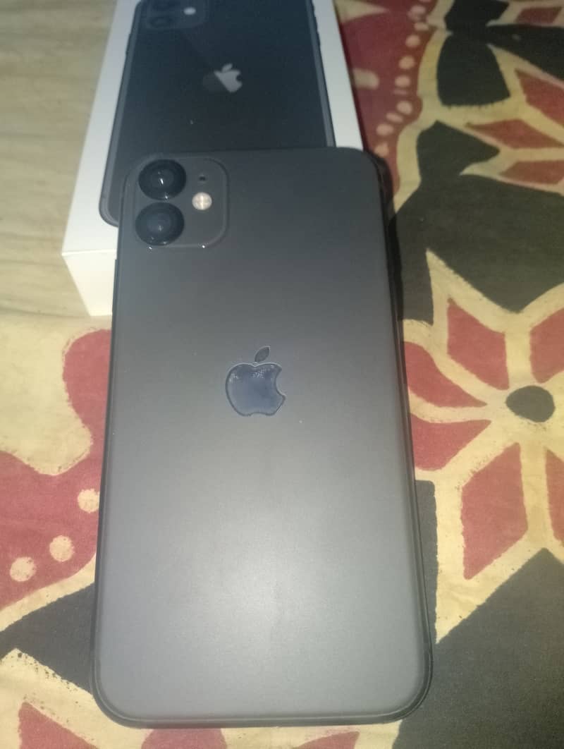 Iphone 11(Urgent sale) 1