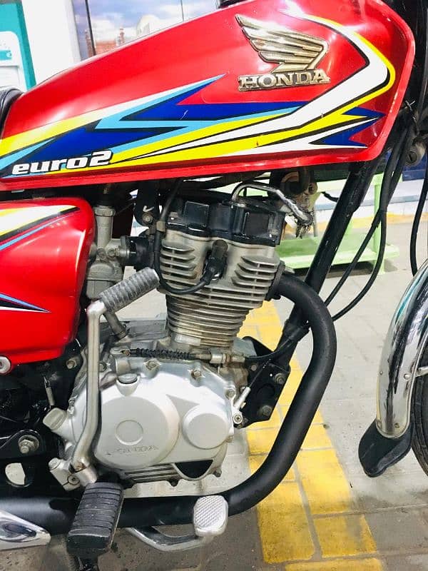 Honda CG 125 Model 2019 - Total Genuine 5