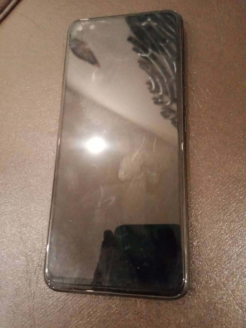 Phone in very good condition 1