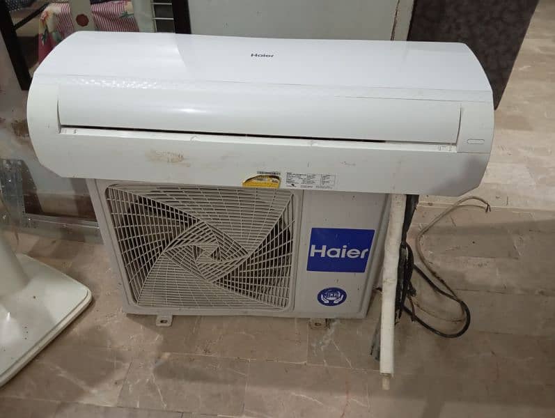 HAIER AC 1 TON FOR SELL 2