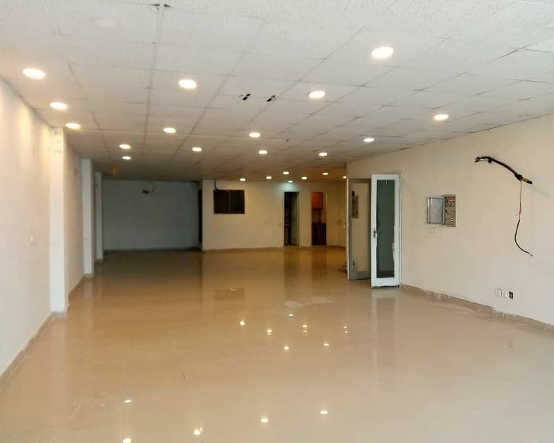 8 Marla Commercial Floor For Rent in DHA Phase 8 0